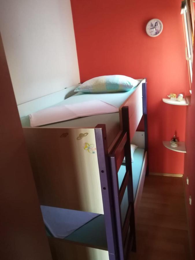 אומיס Apartman Stanic מראה חיצוני תמונה